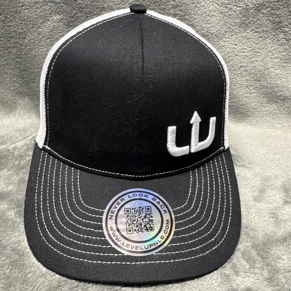 LVL UP SnapBack‎ Hat Level Up Gamer Meshback Trucker Hat Clean Unworn Adjustable